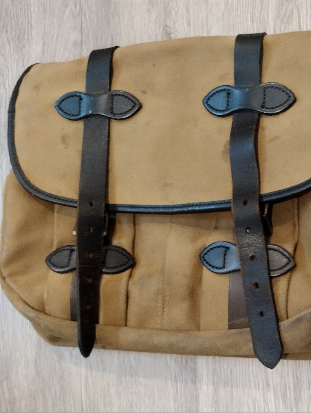 Vintage Filson Field Bag